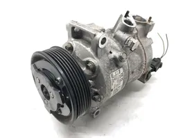 Skoda Fabia Mk3 (NJ) Ilmastointilaitteen kompressorin pumppu (A/C) 5Q0820803H