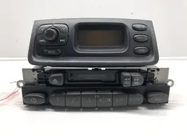 Toyota Yaris Radio/CD/DVD/GPS-pääyksikkö 