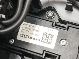 Audi A8 S8 D4 4H Kattokonsolin valaisinyksikön koristelista 4H0947135K