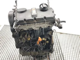 Volkswagen PASSAT B5 Moottori ATJ