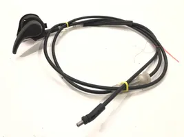 Renault Megane III Engine bonnet/hood lock release cable 