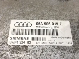 Audi A3 S3 8L Unité de commande, module ECU de moteur 06A906019E