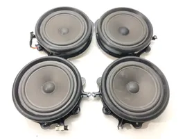 Audi A4 S4 B7 8E 8H Audio system kit 8E0035411