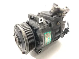 Renault Clio IV Ilmastointilaitteen kompressorin pumppu (A/C) 1K0820803Q