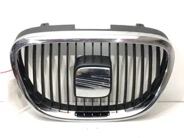 Renault Clio IV Grille de calandre avant 