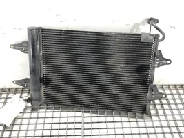 Volkswagen Polo IV 9N3 Radiatore di raffreddamento 6Q0820411E