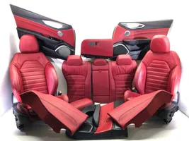 Alfa Romeo Giulia Set di rivestimento sedili e portiere 