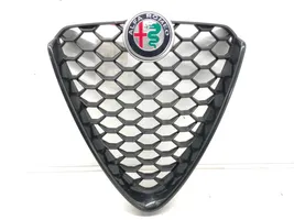 Alfa Romeo Giulia Передняя решётка 