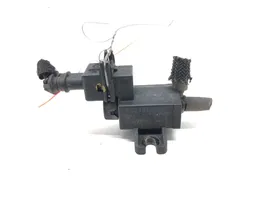 Opel Astra J Regolatore di pressione del carburante 8972882491