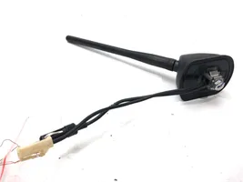 Mitsubishi Outlander Radion antenni 