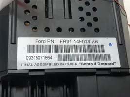 Ford Focus USB socket connector FR3T-14F014-AB