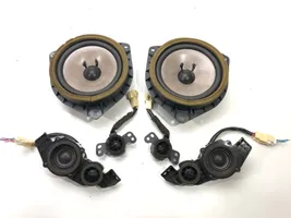 Toyota Avensis T270 Zestaw audio 86160-05170