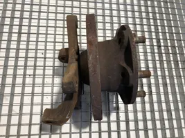 Iveco Daily 35 - 40.10 Fusée d'essieu de moyeu de la roue avant 