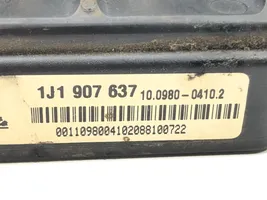 Volkswagen Bora Vakaajan pitkittäiskiihtyvyystunnistin (ESP) 1J1907637