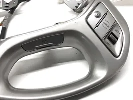Hyundai ix35 Vairo mygtukai/ jungtukai 