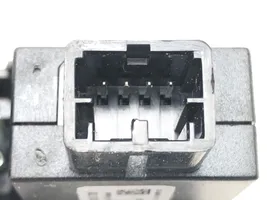 Volkswagen Arteon USB-pistokeliitin 5U0035726