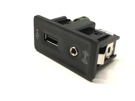 Volkswagen Arteon Connettore plug in USB 5G0035222