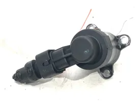 Opel Vectra C Fuel pressure regulator 