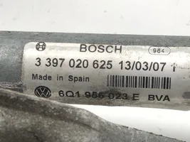 Volkswagen Polo IV 9N3 Mechanizm i silniczek wycieraczek szyby przedniej / czołowej 6Q1955023E