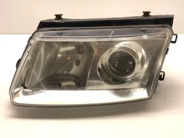 Volkswagen PASSAT B5 Lampa przednia 