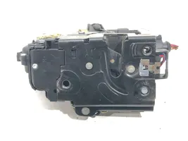 Volkswagen PASSAT B5 Front door lock 3B1837015A