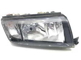 Skoda Fabia Mk1 (6Y) Lampa przednia 