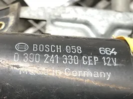 Audi A6 S6 C4 4A Mechanizm i silniczek wycieraczek szyby przedniej / czołowej 0390241330