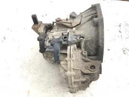 Renault Master III Manual 5 speed gearbox 320109961R