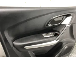 Renault Kadjar Verkleidung Tür vorne 