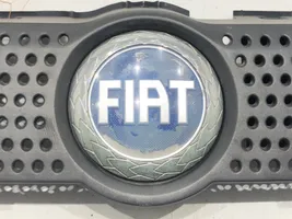 Fiat Panda II Griglia anteriore 