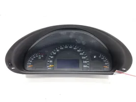 Mercedes-Benz C AMG W203 Compteur de vitesse tableau de bord A2035400711