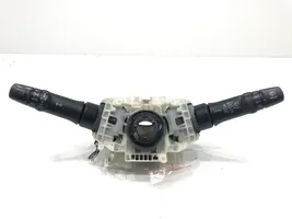 Mitsubishi Outlander Leva/interruttore dell’indicatore di direzione e tergicristallo 8651A086