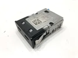 BMW X3 G01 Connecteur/prise USB 8711938