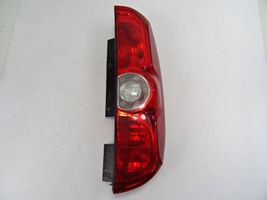 Opel Combo D Feux arrière / postérieurs 00519248430