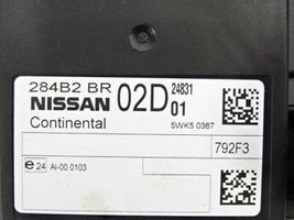 Nissan Qashqai Korin keskiosan ohjainlaite 792F3