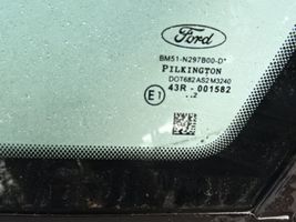 Ford Focus Takakulmapaneeli 