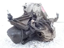 Nissan Qashqai Manuaalinen 5-portainen vaihdelaatikko 8200367222