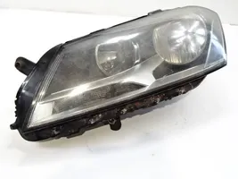 Volkswagen PASSAT B7 Lampa przednia 3AC941005