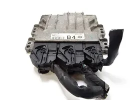 Nissan Qashqai Sterownik / Moduł ECU 237104ED0C