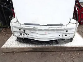 KIA Ceed Tavaratilan pohjan paneeli 