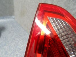 Audi A5 8T 8F Lampy tylnej klapy bagażnika 8T0945094