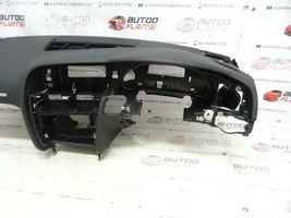 Audi A5 Sportback 8TA Panelė 8T2857033