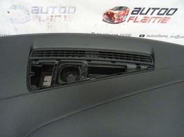 Audi A5 Sportback 8TA Panelė 8T2857033