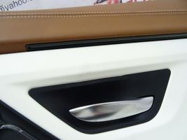 BMW 6 F06 Gran coupe Takaoven verhoilu 