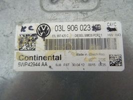 Volkswagen Beetle A5 Sterownik / Moduł ECU 03L906023KB