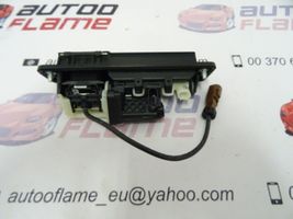 Mercedes-Benz S W222 Maniglia del portellone con telecamera A0009054002