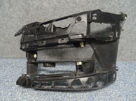 BMW 5 G30 G31 Supporto del fendinebbia 7385345