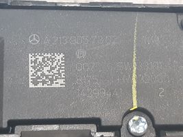 Mercedes-Benz C AMG W205 Przełączniki podgrzewania foteli A2139057302