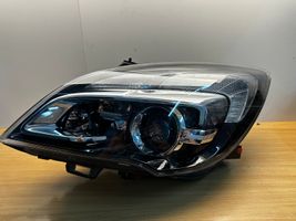 Opel Meriva B Lampa przednia 13372333