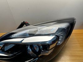 Opel Meriva B Lampa przednia 13372333